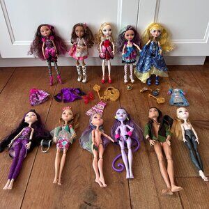 Ever after high, Lot of 11, accessories, clothes, Madeline, Blondie, Ashlynn...
